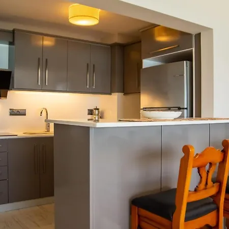 Exceptional With Fascinating Sea View Near In Cesme Apartment Altinyunus